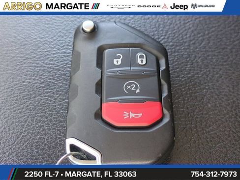 Used 2025 Jeep Wrangler Unlimited Sport S 4xe AWD/4WD image 31