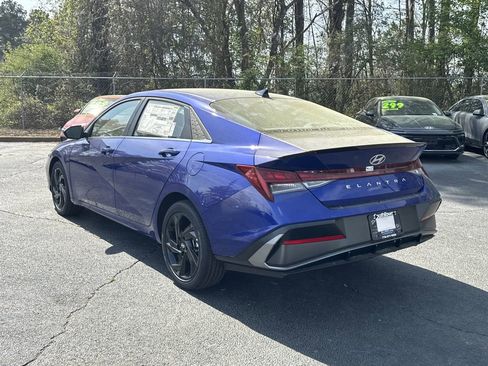 New 2026 Hyundai Elantra SEL Sport Premium FWD image 12