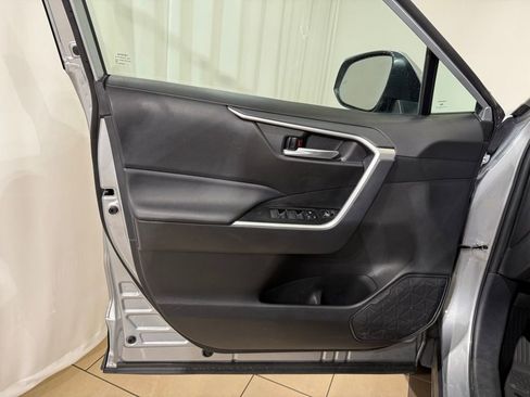 Certified 2025 Toyota RAV4 XLE image 15