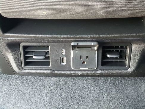 Used 2023 GMC Sierra 1500 SLE w/ X31 Off-Road Package image 17