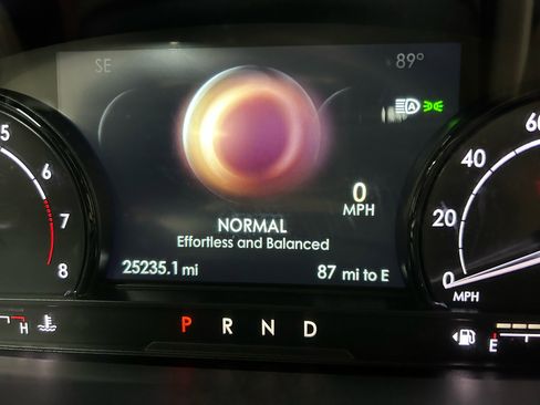 Used 2020 Lincoln Corsair FWD w/ Premium Package image 23