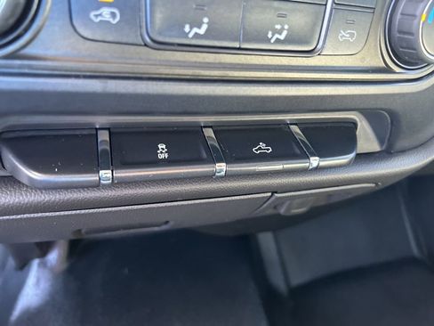 Used 2016 Chevrolet Silverado 1500 W/T image 33