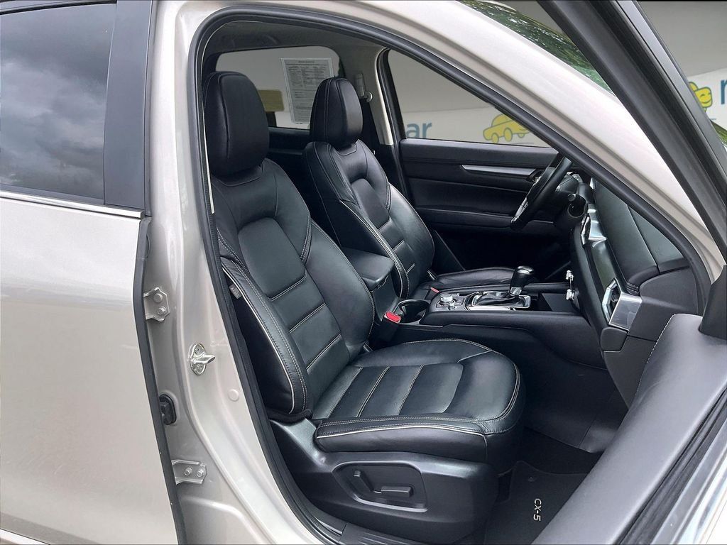 Used 2025 MAZDA CX-5 AWD 2.5 S w/ Preferred Package image 11