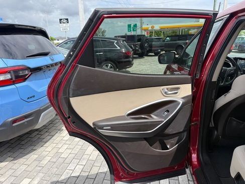 Used 2017 Hyundai Santa Fe Sport image 13