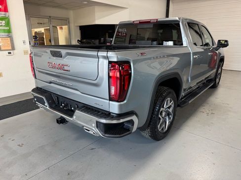 New 2026 GMC Sierra 1500 SLT w/ SLT Premium Plus Package image 5