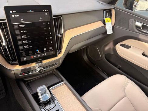 New 2026 Volvo XC60 B5 Plus w/ Climate Package image 23