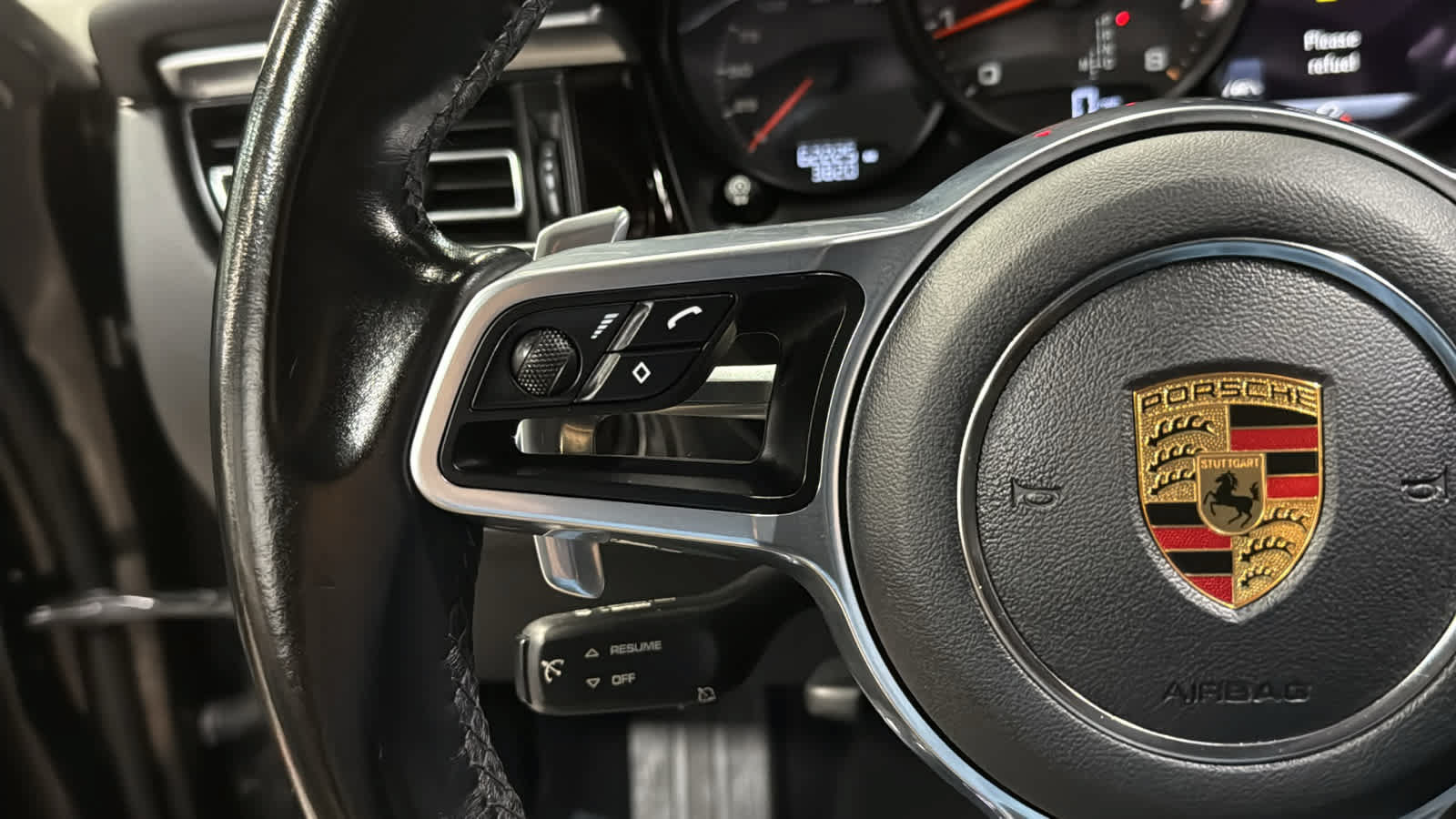 Used 2021 Porsche Macan AWD/4WD image 12