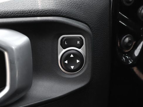 Used 2023 Jeep Wrangler Unlimited Sport AWD/4WD image 18