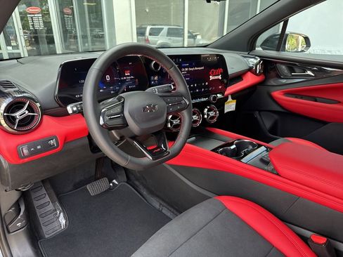 Used 2025 Chevrolet Blazer EV RS image 15