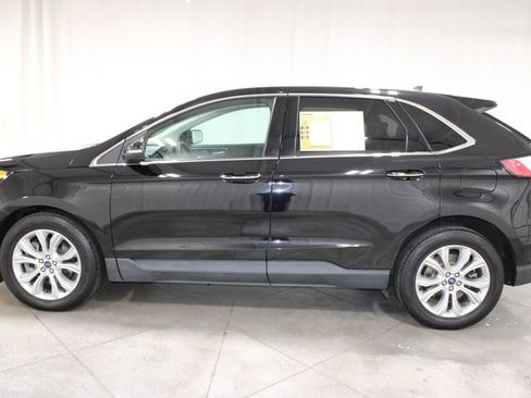 Used 2021 Ford Edge Titanium w/ Equipment Group 301A image 6