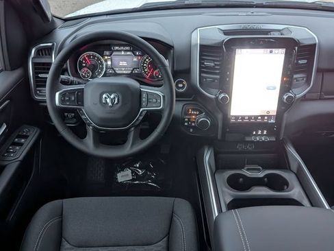 New 2025 RAM 1500 Big Horn AWD/4WD image 18