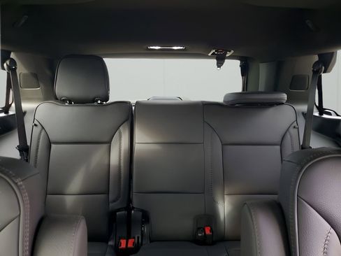 New 2026 GMC Yukon Denali image 25