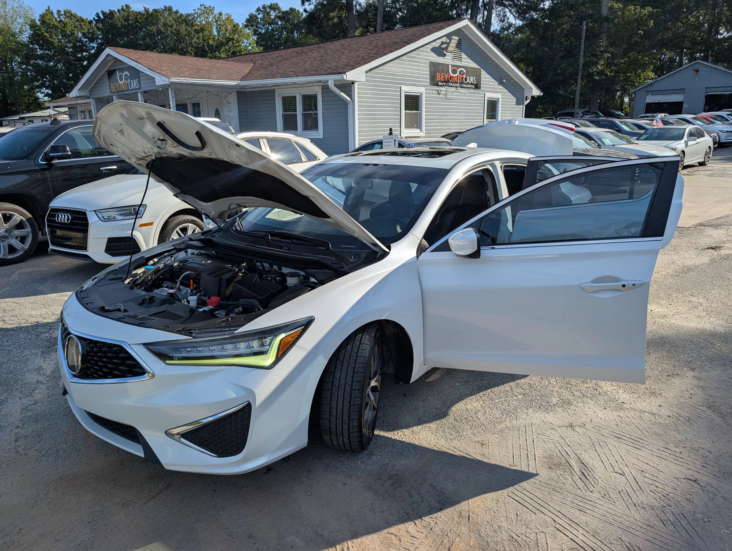 Used 2020 Acura ILX w/ Technology Package FWD image 12