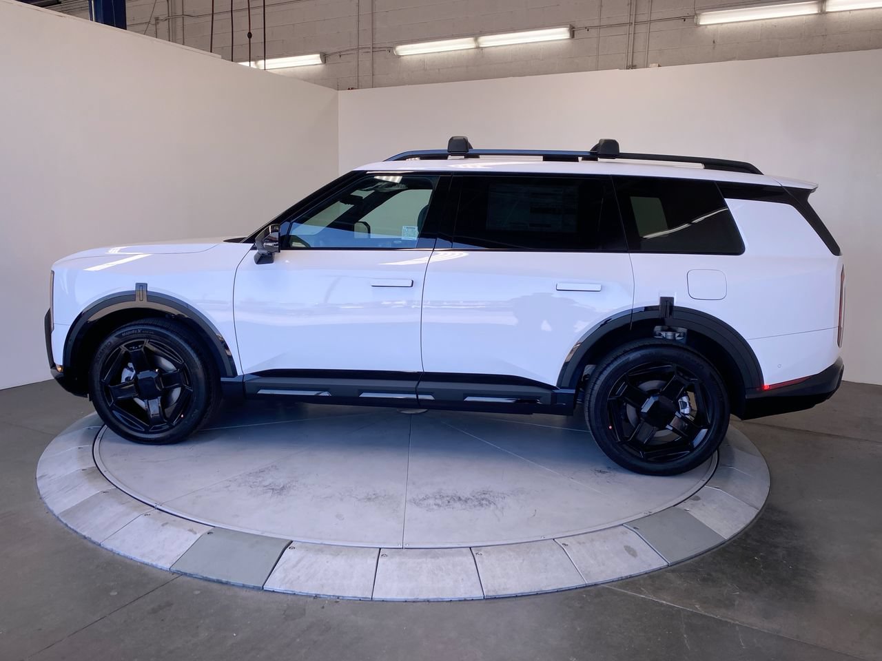 New 2027 Kia Telluride X-Line SX Prestige w/ Towing Package AWD/4WD image 2