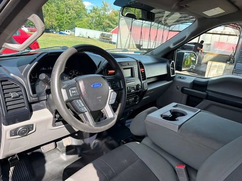 Used 2016 Ford F150 XL w/ Equipment Group 101A Mid AWD/4WD image 13