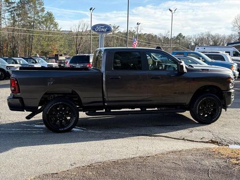 New 2026 RAM 2500 Big Horn AWD/4WD image 3