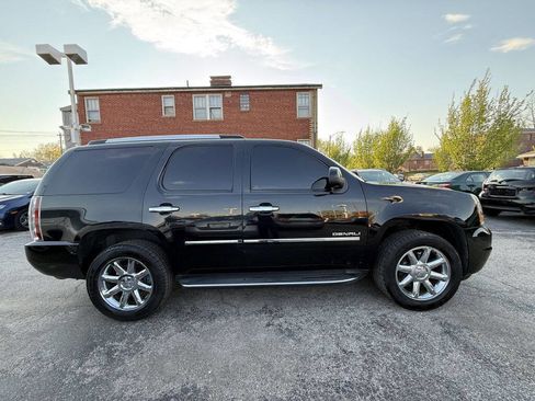 Used 2011 GMC Yukon Denali AWD/4WD image 6