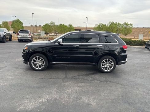 Used 2019 Jeep Grand Cherokee Summit image 2