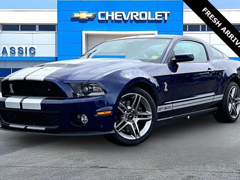 Used 2010 Ford Mustang Shelby GT500 RWD image 2