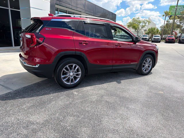 Used 2023 GMC Terrain SLT w/ Tech Package FWD image 9