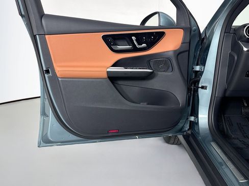 New 2026 Mercedes-Benz GLC 300 image 20