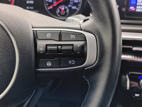 Used 2023 Kia K5 GT image 40