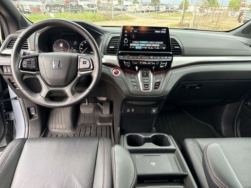 Used 2025 Honda Odyssey Sport-L image 12