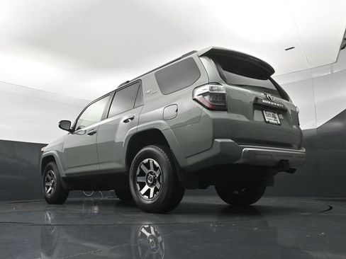 Used 2022 Toyota 4Runner TRD Off-Road Premium AWD/4WD image 22