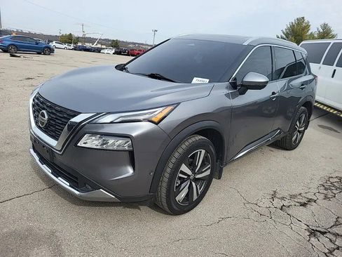 Used 2021 Nissan Rogue Platinum image 1