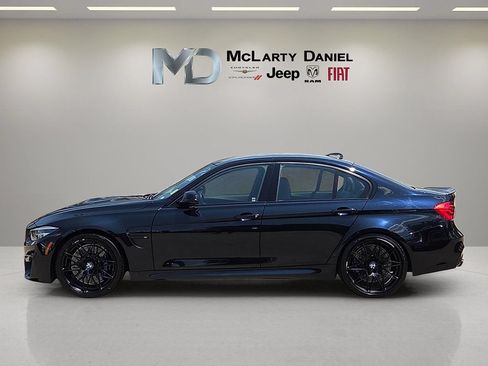 Used 2018 BMW M3 CS RWD image 3
