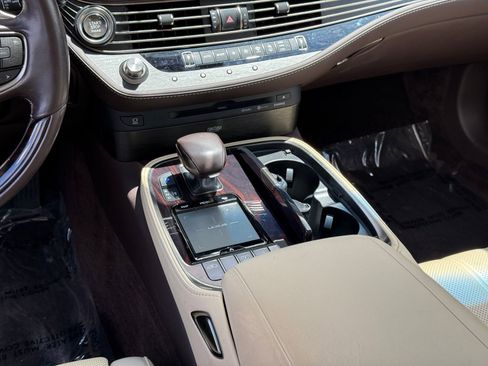 Used 2020 Lexus LS 500 w/ Interior Upgrade Package image 20