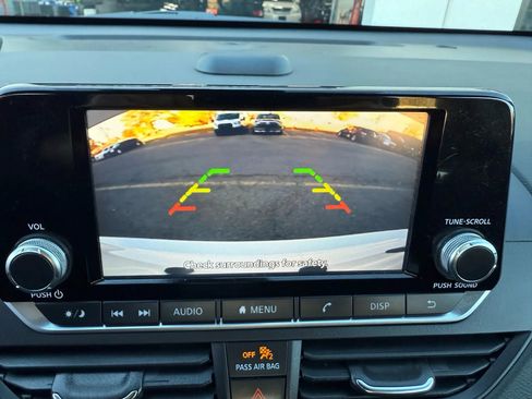 Used 2022 Nissan Altima 2.5 S image 29