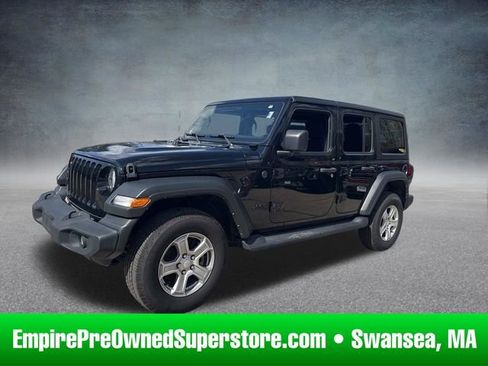 Used 2022 Jeep Wrangler Unlimited Sport image 1