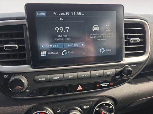 Used 2021 Hyundai Venue SE image 23