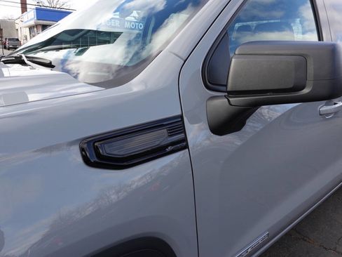 Used 2024 GMC Sierra 1500 Elevation image 7