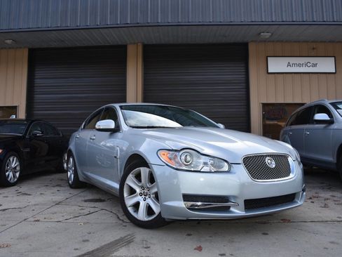 Used 2009 Jaguar XF Luxury image 4