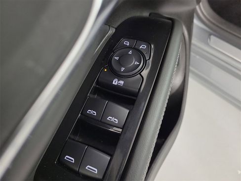 Certified 2023 Cadillac CT4 Luxury image 18