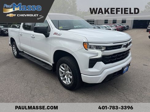 Used 2023 Chevrolet Silverado 1500 RST w/ Z71 Off-Road Package AWD/4WD image 3