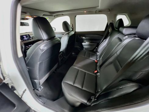 Used 2023 Nissan Rogue SL AWD/4WD image 29