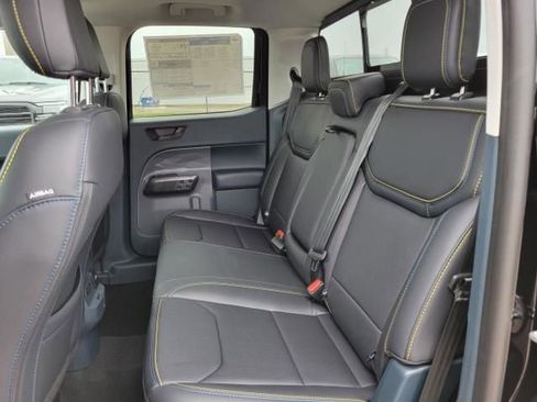 New 2025 Ford Maverick Lobo image 38