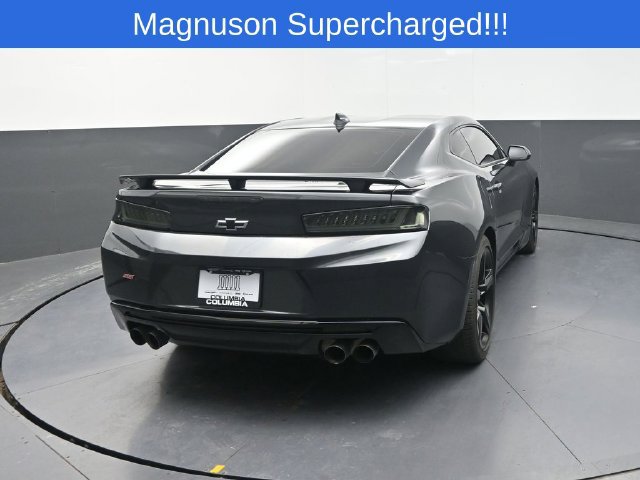 Used 2017 Chevrolet Camaro SS RWD image 9