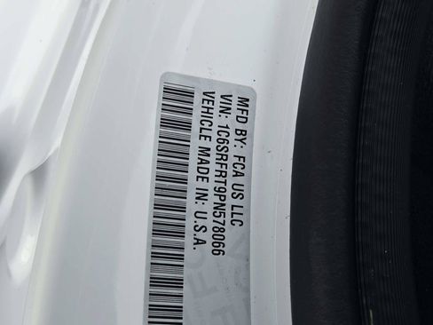 Used 2023 RAM 1500 Laramie AWD/4WD image 40