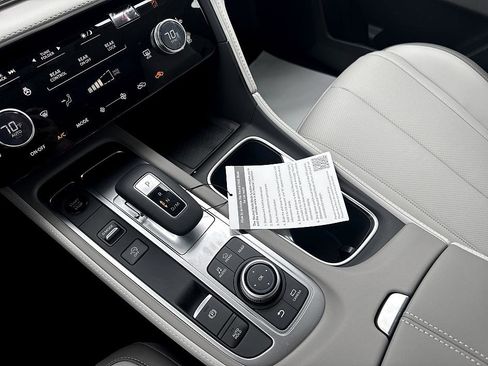 New 2026 INFINITI QX60 Luxe image 18