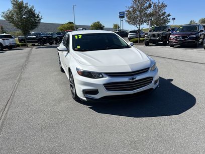 Used 2017 Chevrolet Malibu LT