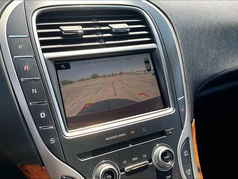 Used 2016 Lincoln MKX Select w/ Select Plus Package AWD/4WD image 14