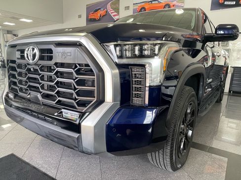 Used 2022 Toyota Tundra Limited w/ TRD Off-Road Package AWD/4WD image 11