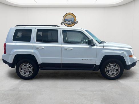 Used 2014 Jeep Patriot Sport w/ Power Value Group AWD/4WD image 20