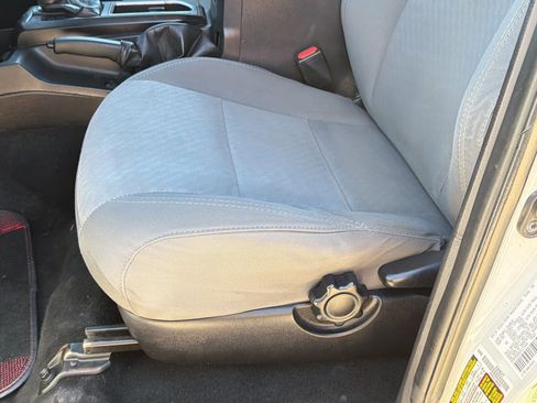 Used 2020 Toyota Tacoma SR image 14