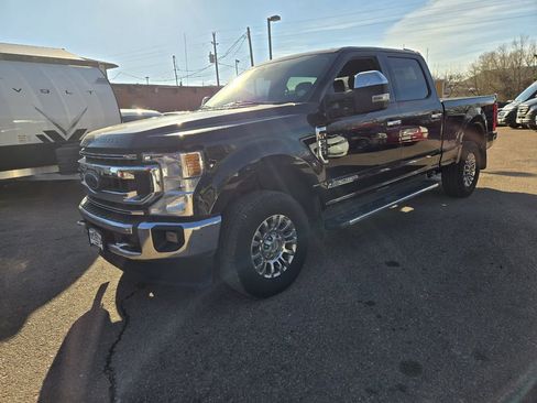 Used 2020 Ford F250 XLT w/ XLT Premium Package image 3