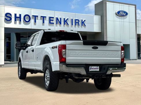 Used 2022 Ford F250 XL w/ Power Equipment Group image 7